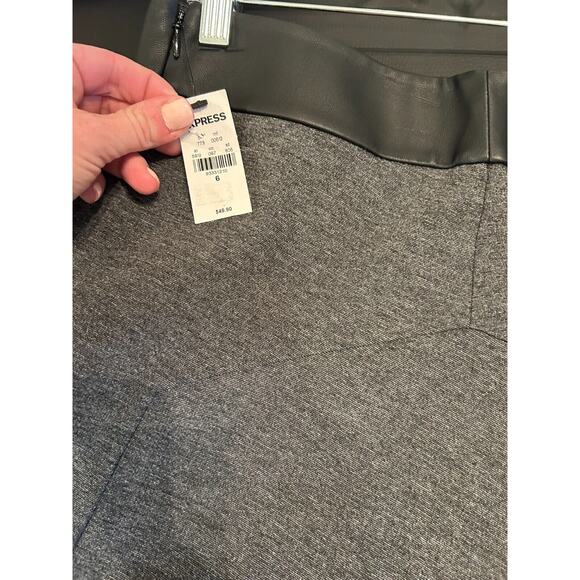 Express grey mini skirt with black faux leather trim Fit and Flare- NWT 6 - Picture 3 of 6